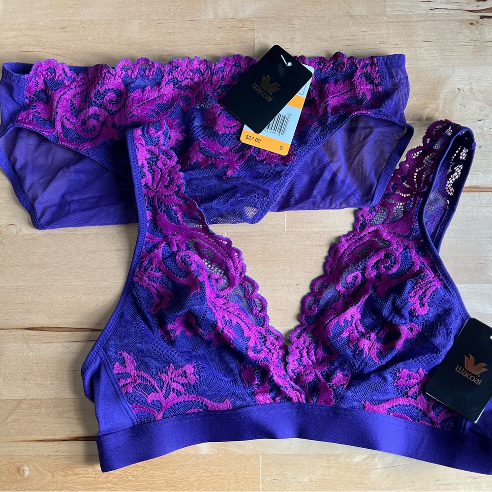 Wacoal Instant Icon Lace Bralette Bra and Bikini Panty Violet indigo/Hollyhock